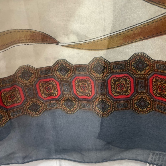 ISA & STEF Polyester 39x39 Scarf - Picture 3 of 5